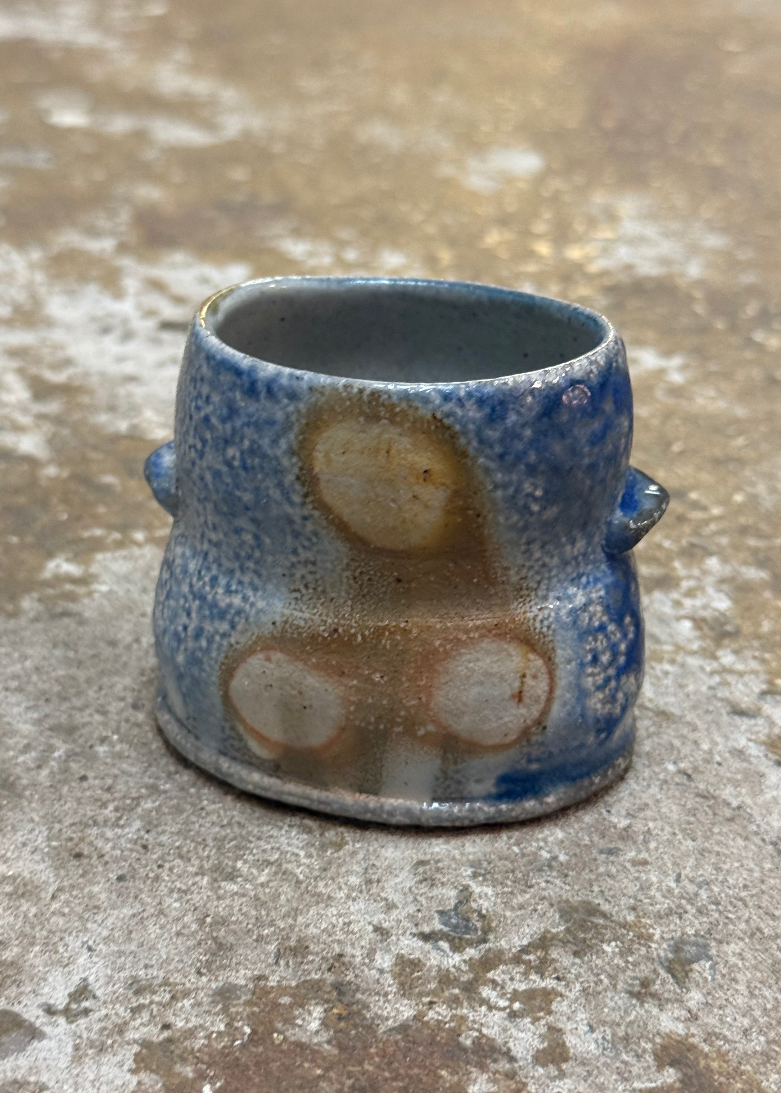 Eva Elliot | Posie Vase 1