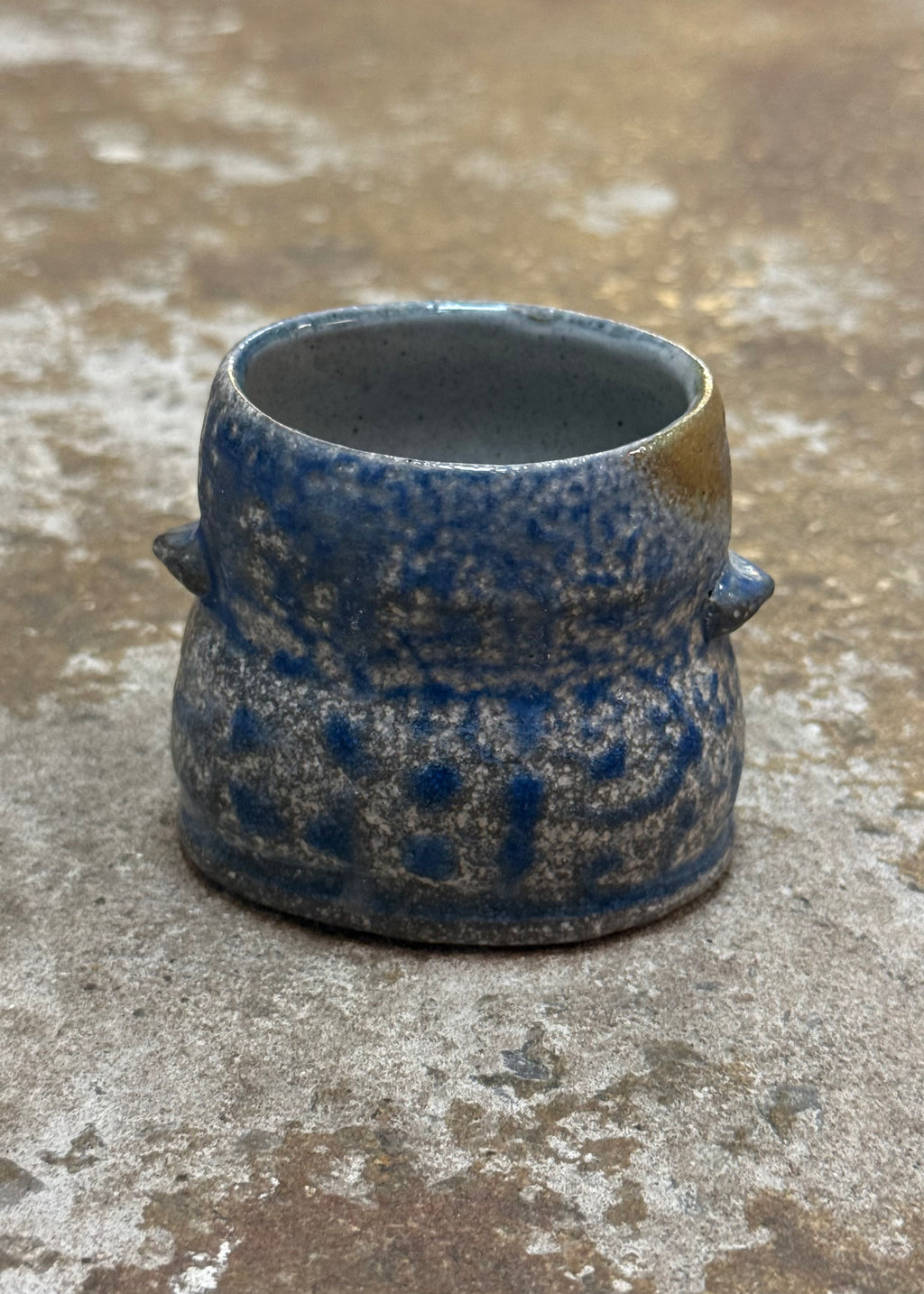 Eva Elliot | Posie Vase 1